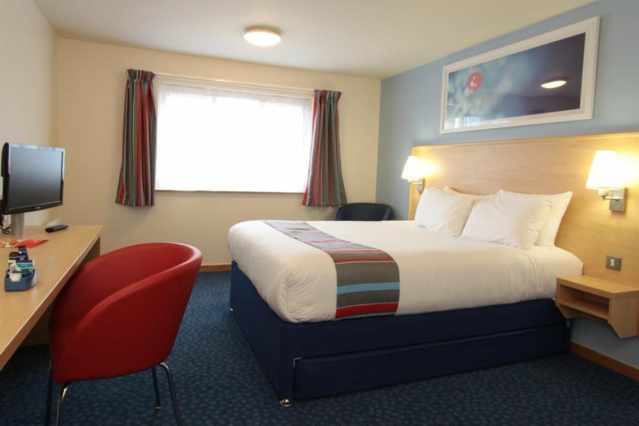 Travelodge Nottingham Central Экстерьер фото